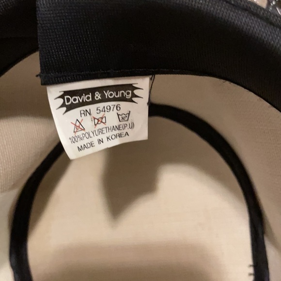 David & Young Sneaksin Cowboy Hat - Picture 5 of 5